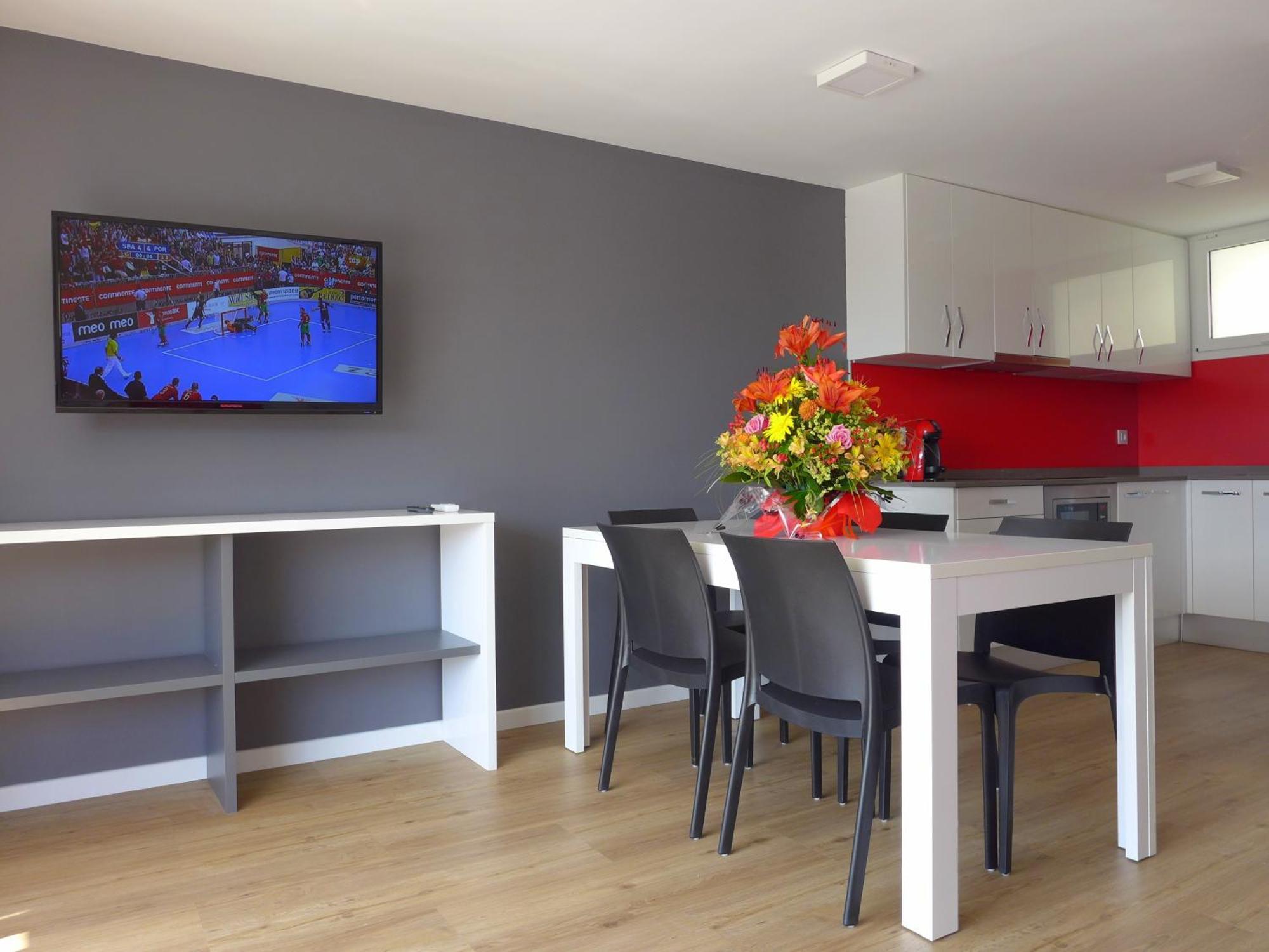 Rentalmar Navarra Family Suites Salou Quarto foto