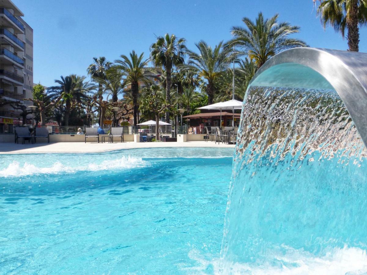 Rentalmar Navarra Family Suites Salou Exterior foto